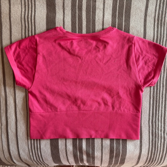 Offline Pink Dry-Fit Crop Top - Picture 3 of 3